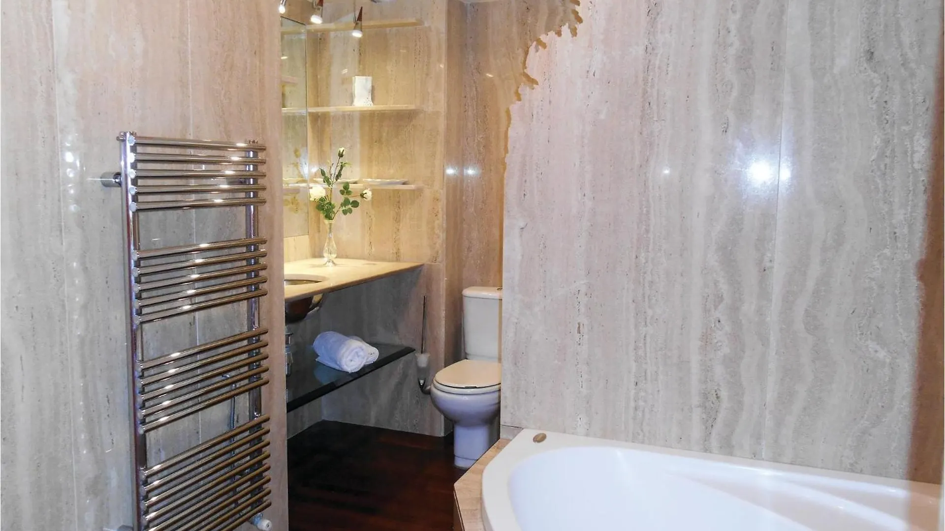 Amazing Home In Tossa De Mar 0*,